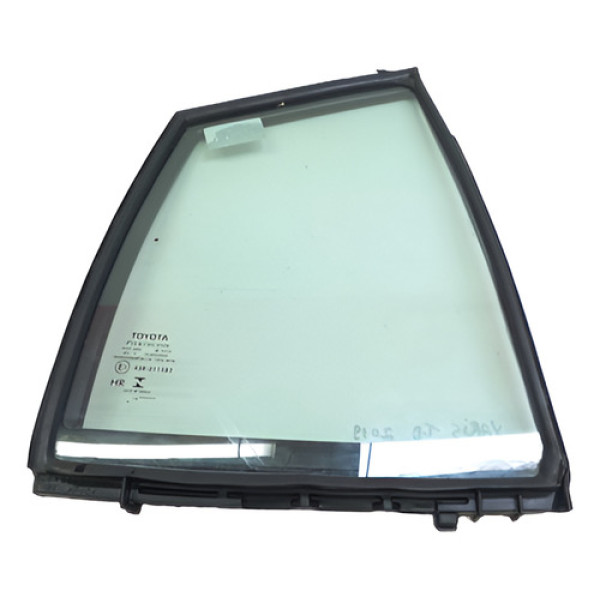 Ventarola Vidro Fixo Traseiro Direito Yaris 2019 Hatch