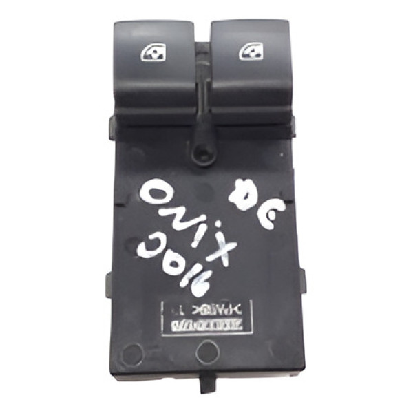 Botão Comando Vidro Dianteiro Esquerdo Onix 2016 Cx2033