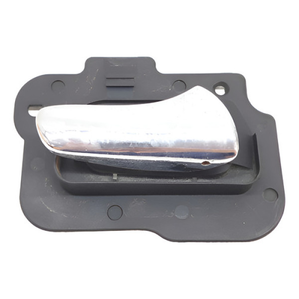 Maçaneta Interna Porta Traseira Direita Gm Vectra 2001 Prata Traseira