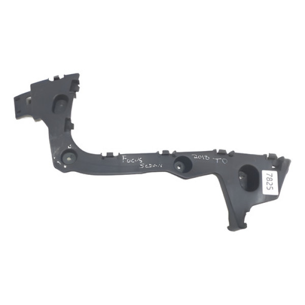 Suporte Guia Parachoque Traseiro Direito Focus 2018 Cx1020