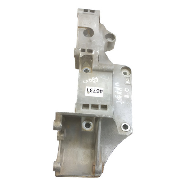 Suporte Bomba Hidráulica Vw Bora 2.0 2008 06a903143p 