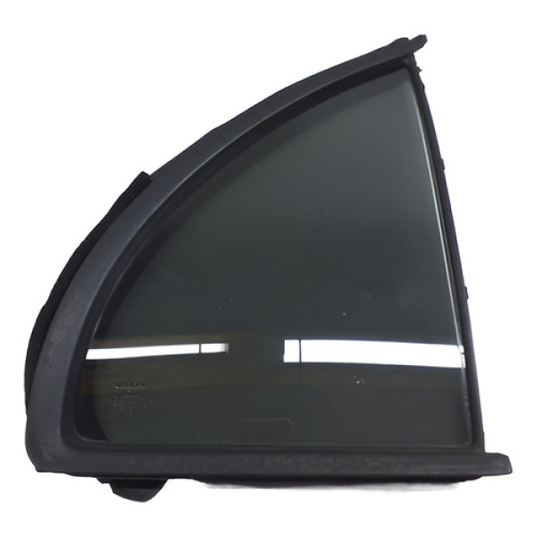 Vidro Fixo Lateral Traseiro Direito Nissan March 2011 