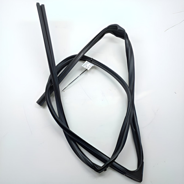 Borracha Porta Dianteira Esquerda Toyota Yaris 2023 Preto