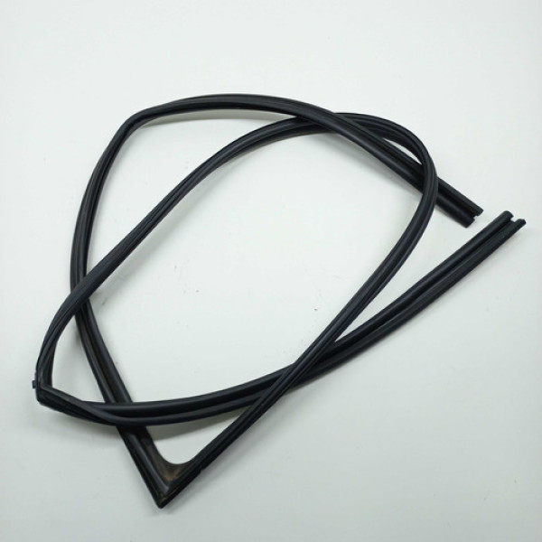 Borracha Porta Dianteira Esquerda Toyota Yaris 2022 Cx1675