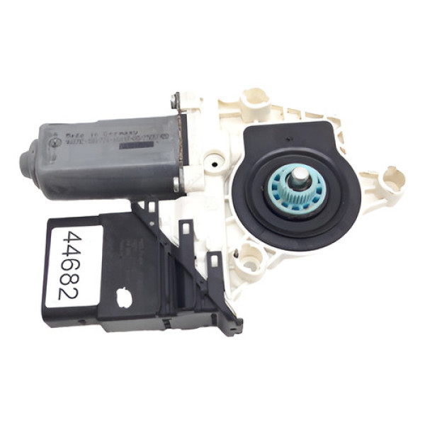Motor Vidro Traseiro Direito Vw Jetta 2012  