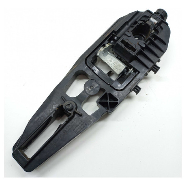 Suporte Maçaneta Dianteira Esquerda Fusion 2018 Cx1675